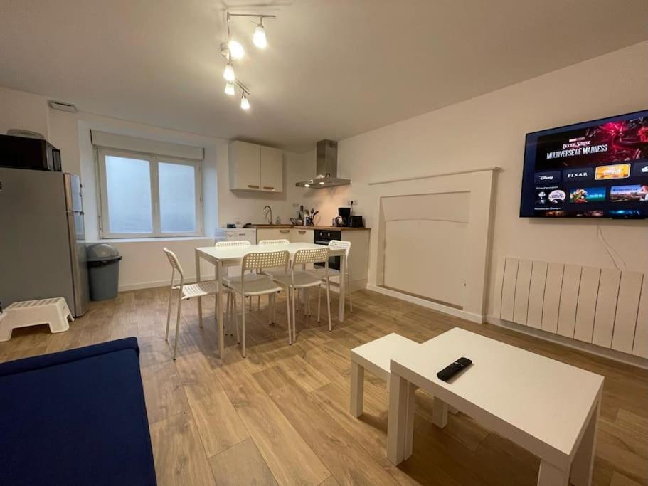 Charmante Maison A Evran Proche Dinan Et St Malo. Exteriér fotografie