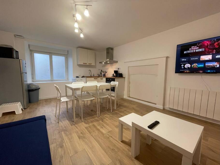 Charmante Maison A Evran Proche Dinan Et St Malo. Exteriér fotografie