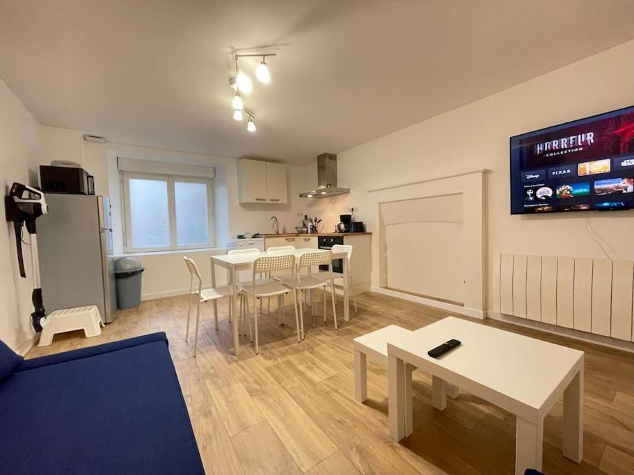 Charmante Maison A Evran Proche Dinan Et St Malo. Exteriér fotografie